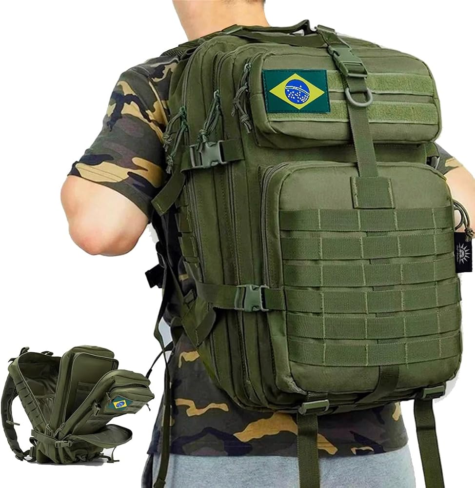 Mochila de viagem de 50 litros impermeável na cor verde para trekking