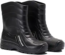 Bota de PVC Pantaneiro preta de cano médio para chuva e pesca